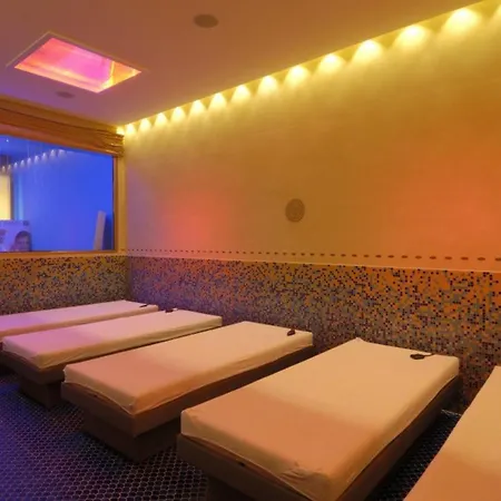 Azure Serenity Modern Sea View Flat With Pool Apartman *