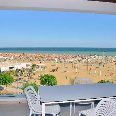 Apartman Azure Serenity Modern Sea View Flat With Pool