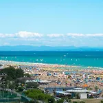 Azure Serenity Modern Sea View Flat With Pool Apartment Bibione