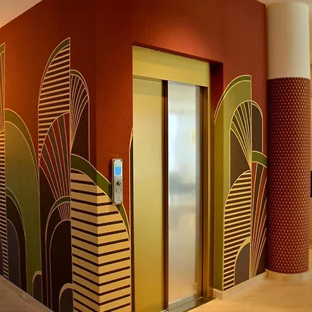 Apartment Azure Serenity Modern Sea View Flat With Pool