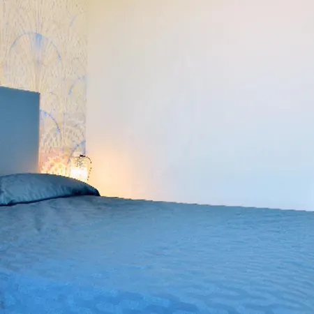 Azure Serenity Modern Sea View Flat With Pool Apartment *