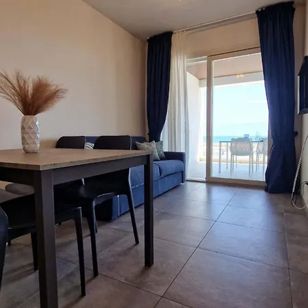 Apartamento Azure Serenity Modern Sea View Flat With Pool Bibione
