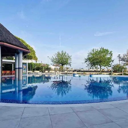 Azure Serenity Modern Sea View Flat With Pool Bibione